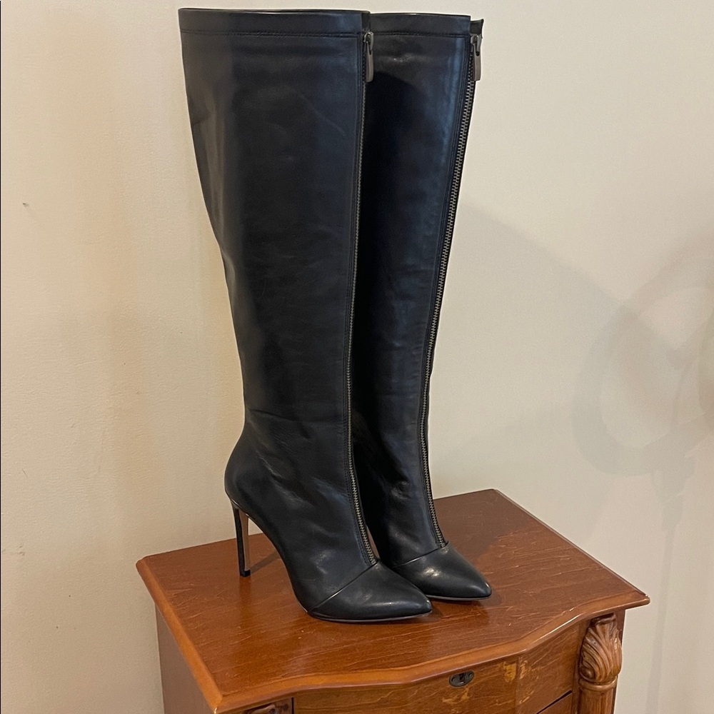 Vero Cuoio Black Heeled Knee-High Boots